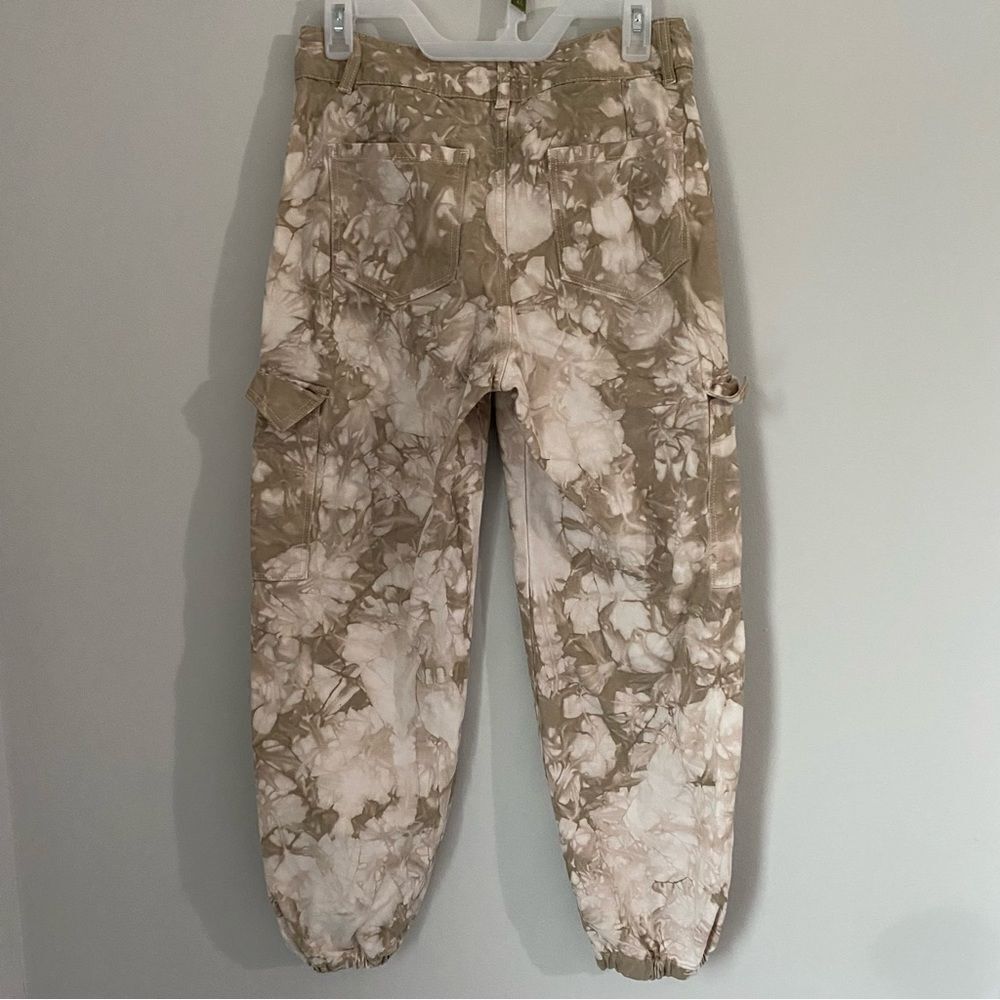 Forever 21 Women’s Denim Tie Dye Camo Jogger Pants - Picture 4 of 4